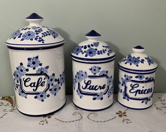 3 barattoli vintage francesi in ceramica floreale blu e bianca