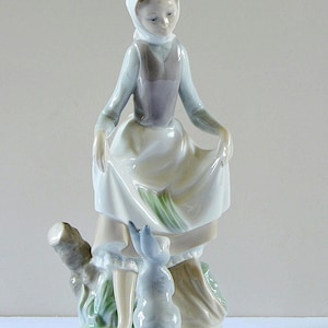 Retired Lladro Porcelain Figurine: Girl with Rabbit, #4826 (1972-1991) Gift for Her