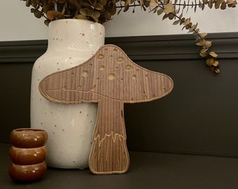 Mushroom Hanging - Walnut