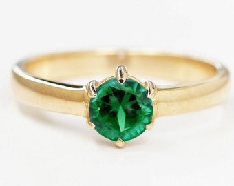 Top Quality Natural Emerald Ring in 925 Sterling Silver Ring May Birthstone Ring Stylish Wedding Engagement Gemstone Ring Hand Made Ring