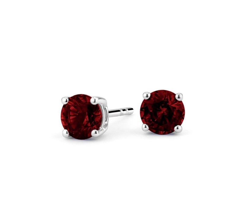 Natural Garnet Silver Earing 925 Sterling Silver Gemstone Erring Wedding Earring Anniversary Gift Earring Best Gift For HerEarring Sat