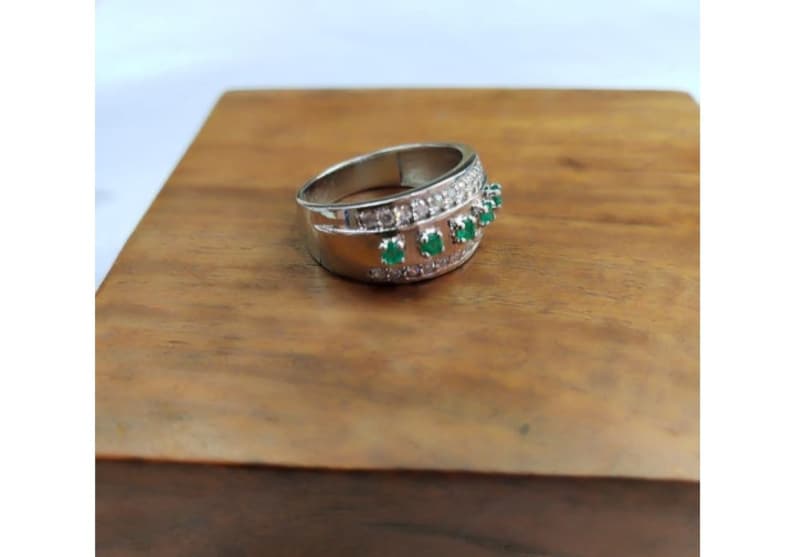 Top Quality Natural Emerald Cz Ring in 925 Sterling Silver Ring May Birthstone Ring Stylish Wedding Engagement Gemstone Ring Hand Made Ring