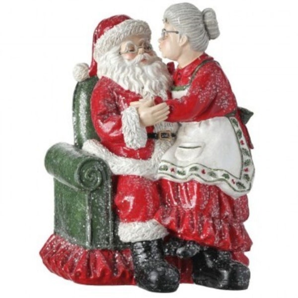 Vintage Christmas Traditional Style Figurine Santa and Mrs Claus in Chair New