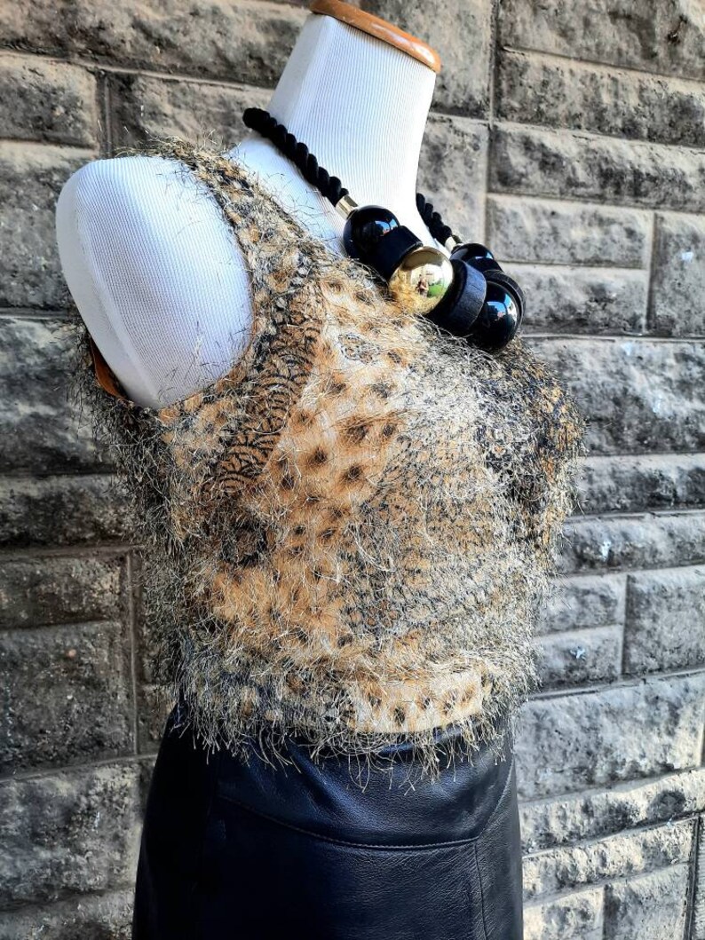 Vintage 90s Psychedelic Eyelash Tank Top, Beige Gold & Black Abstract Print Fuzzy Top, Size Small S image 10