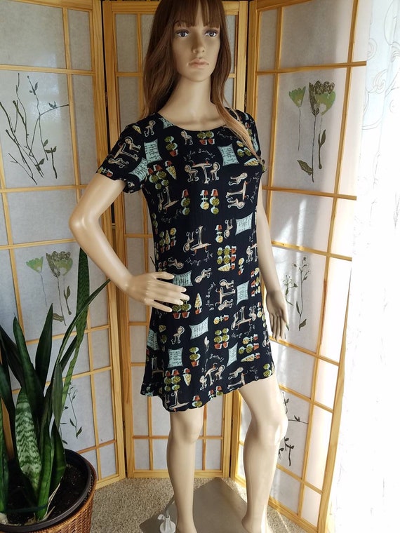 80s 90s Café Print Mini Dress by Carole Little, G… - image 7