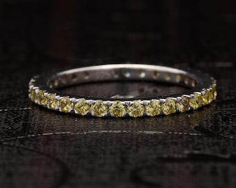 14K Gold Peridot Eternity Ring: Vintage August Birthstone Wedding Band