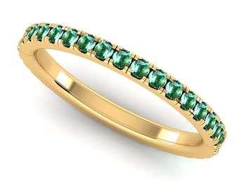 Vintage Sterling Silver Emerald Ring: May Birthstone Anniversary