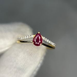 14k Natural Ruby Ring, Genuine Ruby Ring, July Birthstone Stacking Rings, Minimalist Ruby Diamond Ring, Christmas Gift, Mothers Day Gift