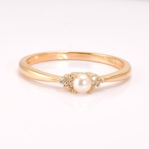 Real Pearl And Diamond Ring, Natural White Pearl Ring, Dainty Pearl Diamond Ring, 14k Gold Ring, June Birthstone Ring, Engagement Gold Ring