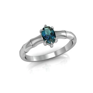 Color Change Alexandrite Engagement Ring, Alexandrite Engagement Ring, Alexandrite Wedding Ring, Birthstone Ring For Her, Anniversary Ring