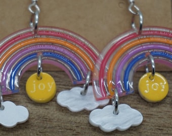 Boucles d’oreilles rainbow joy dangle - sans nickel, fermeture à crochet, conception en plastique léger