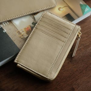 Tarjetero de piel beige personalizado con cremallera, tarjetero, tarjetero compacto, tarjetero con cremallera, monedero, tarjetero de piel