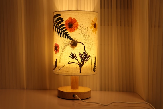 Plant Flower and Grass Table Lamp DIY Creative Handmade Flower