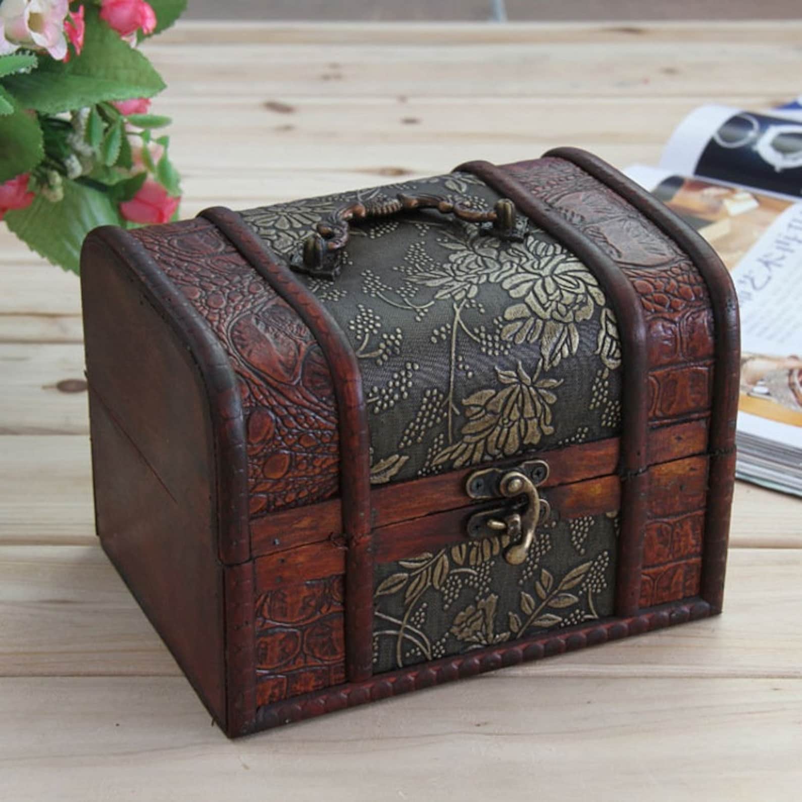 Oldfashioned wooden box retro jewelry box cosmetic box Etsy