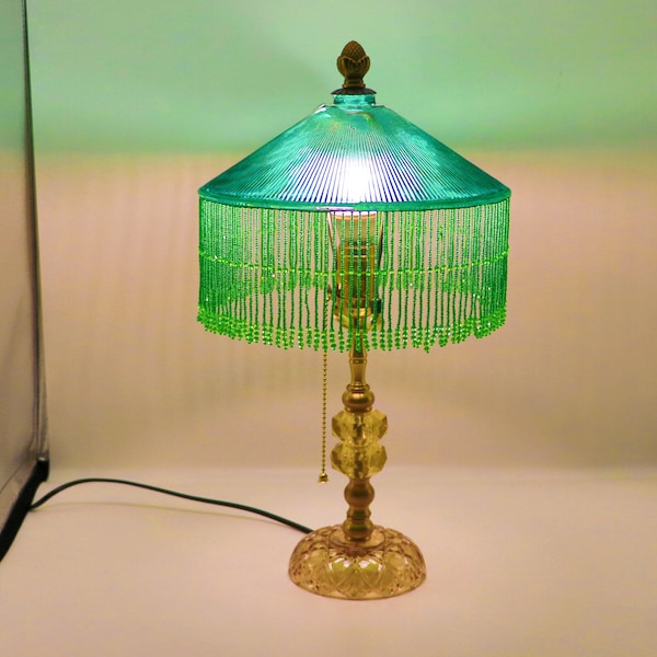 Retro table lamp, green waterfall tassel lamp, handmade glass crystal lamp, adjustable bedroom table lamp, handmade retro bedside lamp