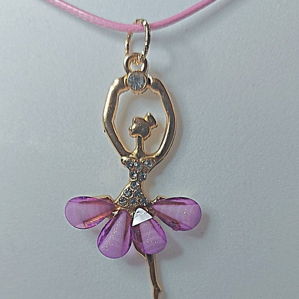 Pendentif ballerine