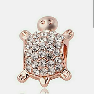 Turtle motif European pearl charm