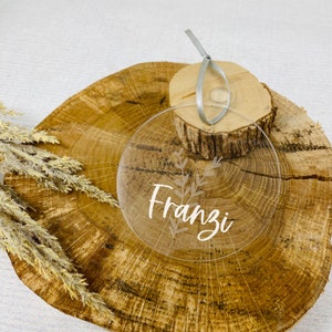 Dekoanhänger Ostern, Osteranhänger aus Acryl personalisiert - kleines Geschenk mit Name - für den Osterkranz - Osterkörbchen - Platzkarte