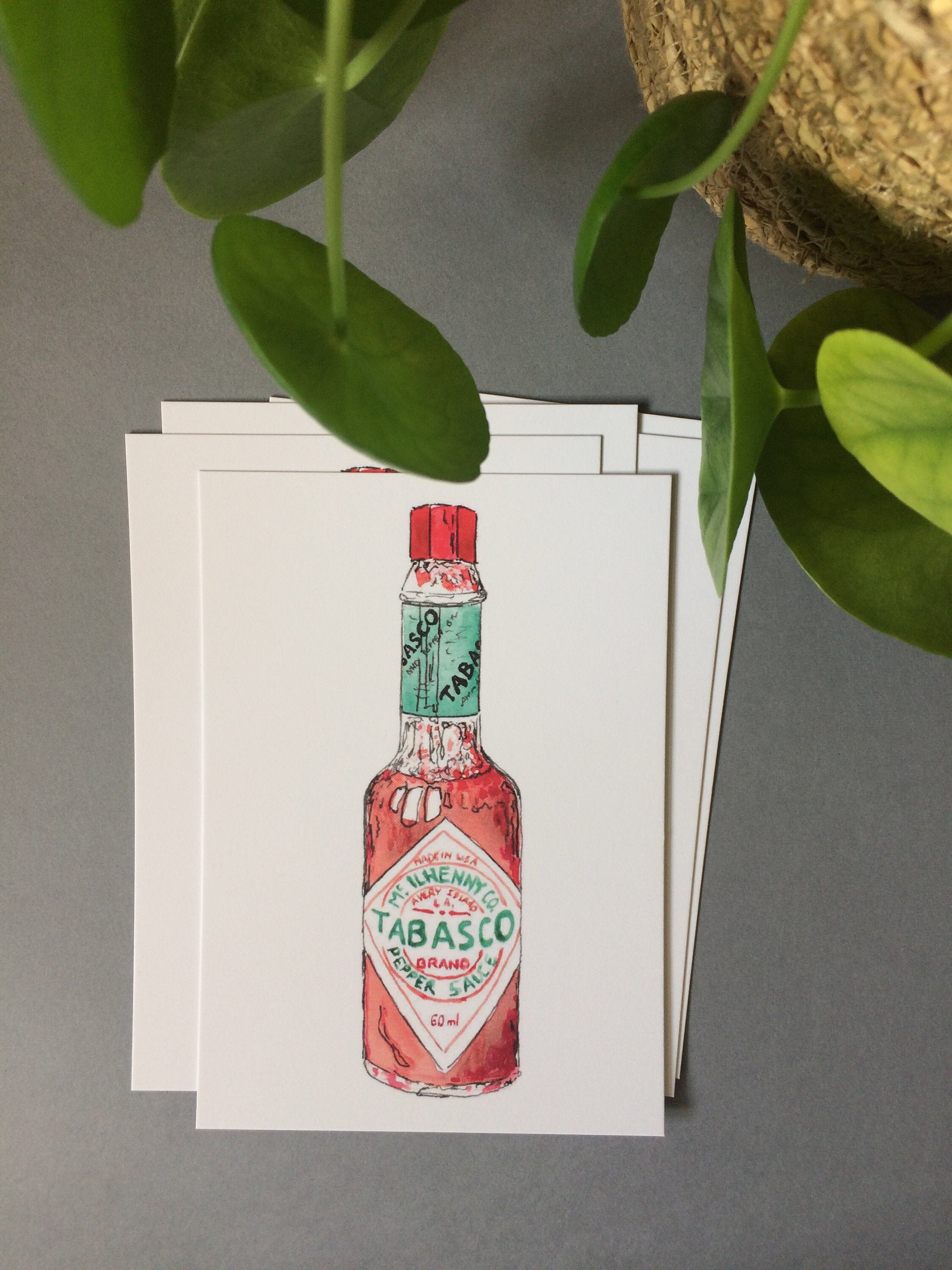 Coffret cadeau Mini Tabasco pour amateur de sauce piquante Comprend 3 mini  bouteilles de sauce piquante 0,35 oz avec porte-clés de voyage pour sauce  piquante et entonnoir rechargeable -  France