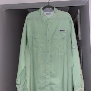 columbia pfg omni-shade fishing shirt long sleeve button tab soft green (166)