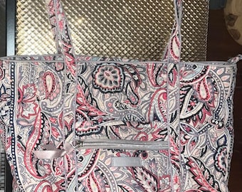 Vera Bradley Gramercy Quilted Paisley Tote Shoulder Bag Pink Gray Floral Zip (400)