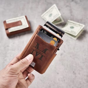 Prendedor de dinheiro para homens, prendedor de dinheiro personalizado, prendedor de dinheiro com ejeção automática, prendedor de dinheiro para padrinhos, prendedores de dinheiro personalizados, prendedor de dinheiro gravado