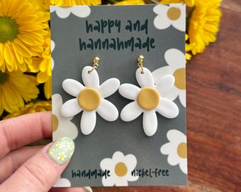 Daisy Dangle Earrings: Handmade Polymer Clay Floral Earrings