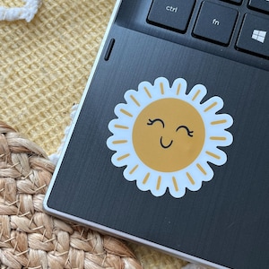 Smiley Sun Vinyl Sticker / Gifts for Girls / Vinyl Sticker / Gifts for Her / Laptop Sticker / Water Bottle Sticker