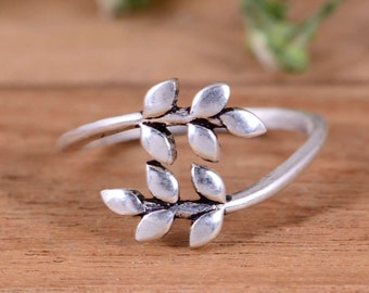 Silver Leaf Ring, Dainty Leaf Rings, Adjustable Silver Ring, Nature Ring For Girls, Daily wear Rings, Leaf Jewelry