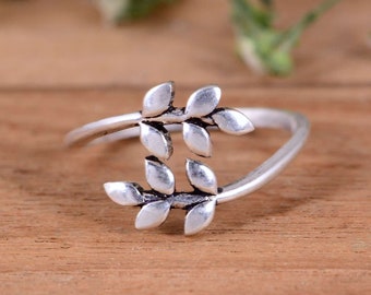 Twin Leaves Ring - TBJOUX Sterling Silver