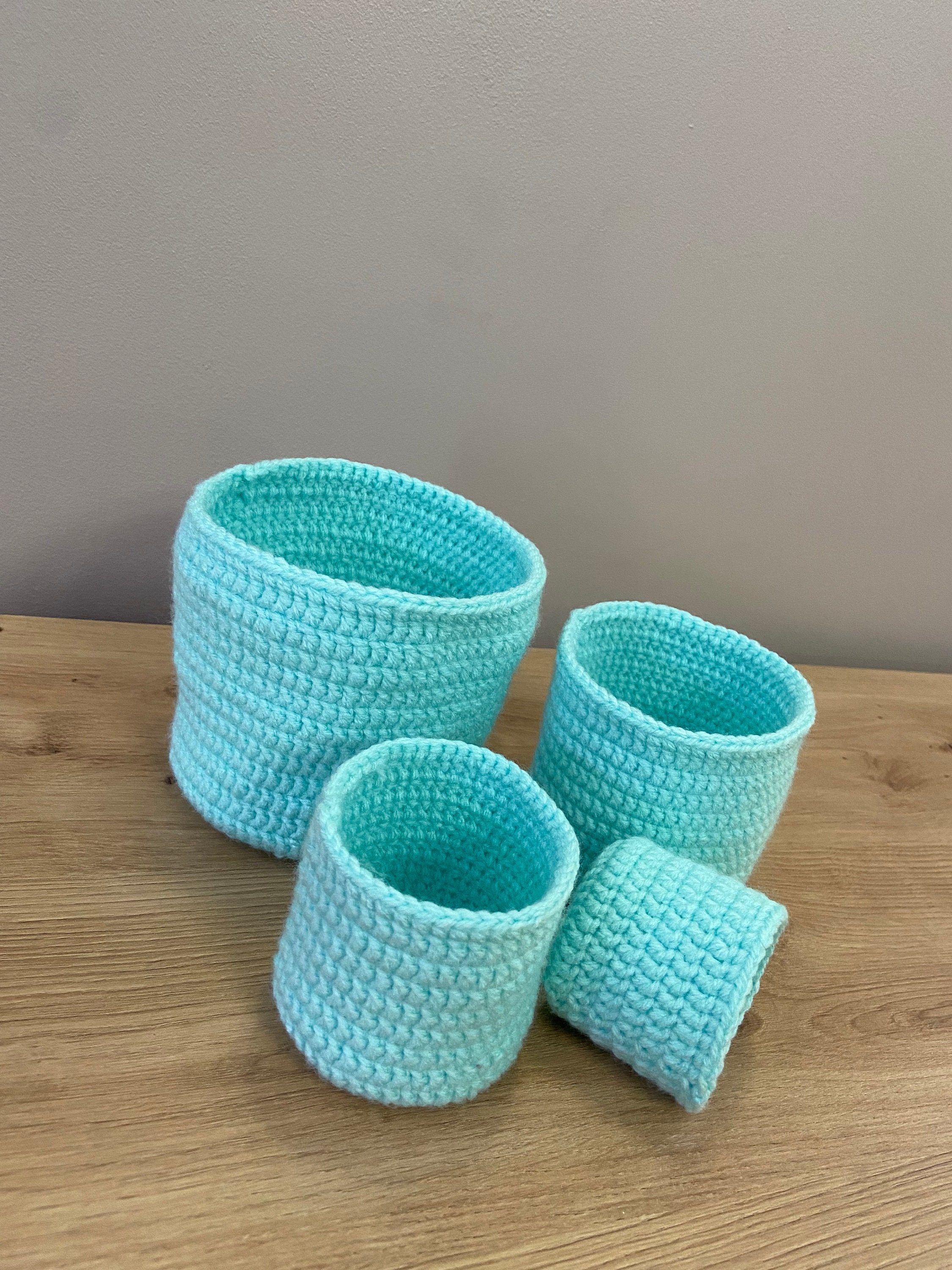 Lot de 4 Corbeilles en Laine, Crochetées Main