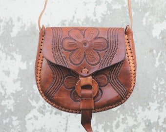 black across body handbolsa