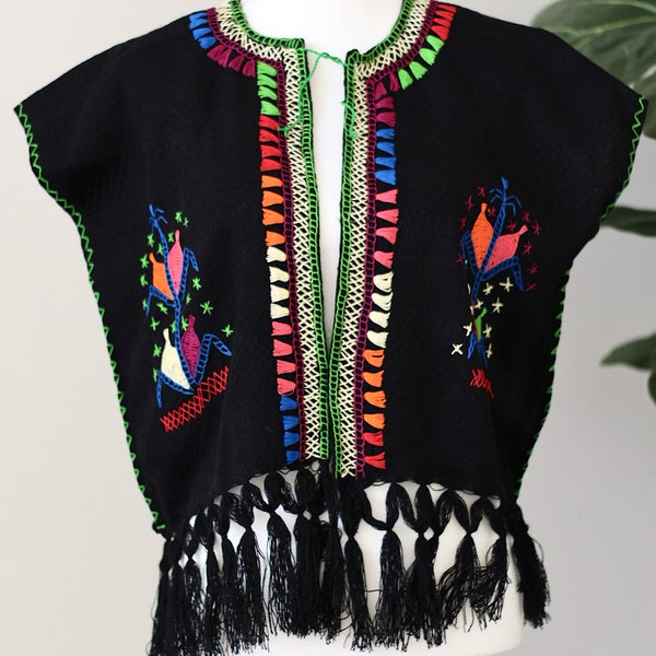 Chamula Women Blouse- Mexican Hand embroidered top-Hand made Huipil Multicolor embroidered -Mexican traditional Huipil