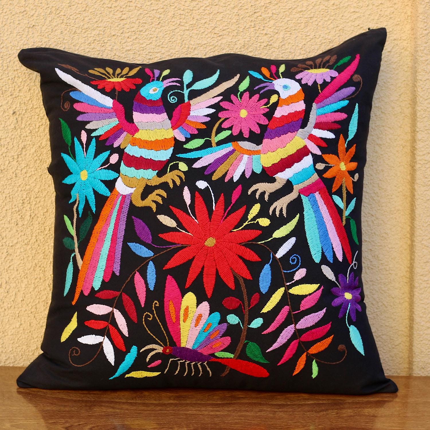 手刺繍のオトミ枕カバー、メキシコの民芸クッション - Etsy 日本