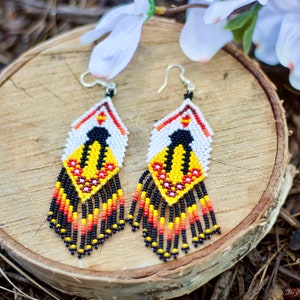 Huichol earrings - Mexican women  beaded Earrings-Hand Made Wixàrika Earrings-Mexican Beaded Earrings-Women Mexican gift