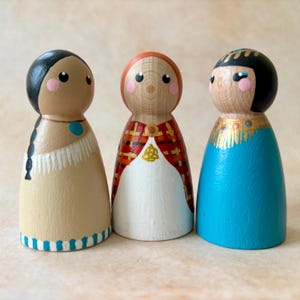 Warrior Queens and Legendary Heroines of History - Hand-Painted Peg Dolls – Boudicca, Cleopatra, Njinga, Joan of Arc, Pocahontas image 3