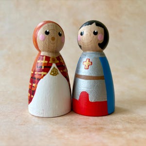 Warrior Queens and Legendary Heroines of History - Hand-Painted Peg Dolls – Boudicca, Cleopatra, Njinga, Joan of Arc, Pocahontas image 5
