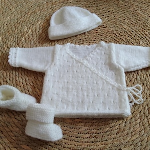 Newborn and 3 month set, vest, cuffed hat or turban and booties, hand-knitted in France