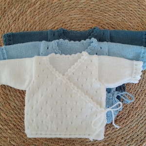 Baby vest, newborn and 3 months in wool, baby vest, baby wool cardigan, hand knitted, ready to ship