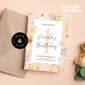 Pfirsich Blumige erste Geburtstagseinladung - Canva-Vorlage - Druckbare und mobile Version - Bearbeitbar und sofortiger Download