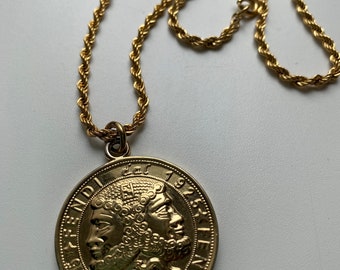 fendi coin necklace