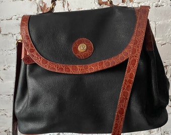 lipstick in my valentino white bolsa