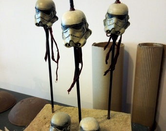 Diorama de Star Wars: Cascos de soldados de asalto con púas (escalas 1/12, 1/6 y 1/18)