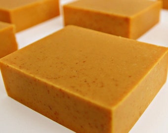 Jabón de cúrcuma con ácido kójico