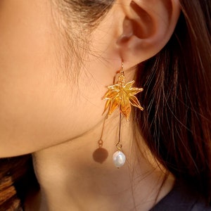 Momiji Perle Ahornblatt Gold Ohrringe