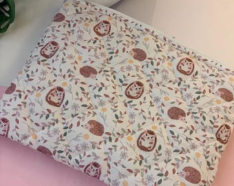 Hedgehog Cream  floral - Business Laptop Briefcase | Office Bag | University Bag | Laptop Bag for Women | Men Laptop Bag | Work Bag |