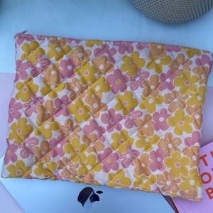 Pink and Yellow Daisy  - Business Laptop Briefcase | Office Bag | University Bag | Laptop Bag for Women | Men Laptop Bag | Hand made In UK