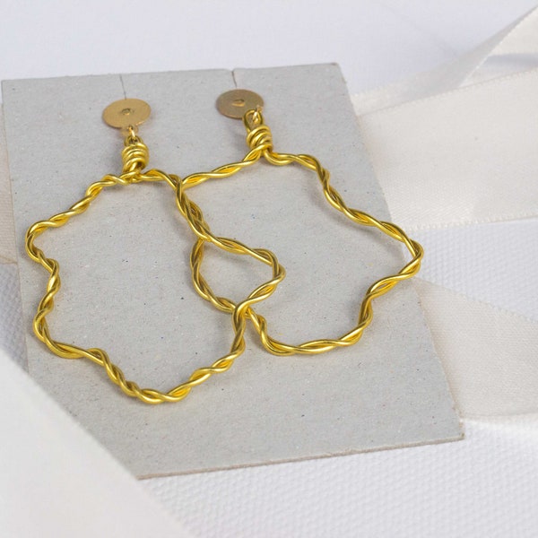 Geometrische Twist Ohrringe Gold | Drahtohrringe | Vintage Ohrringe | Creolen Gold | abstrakter Schmuck