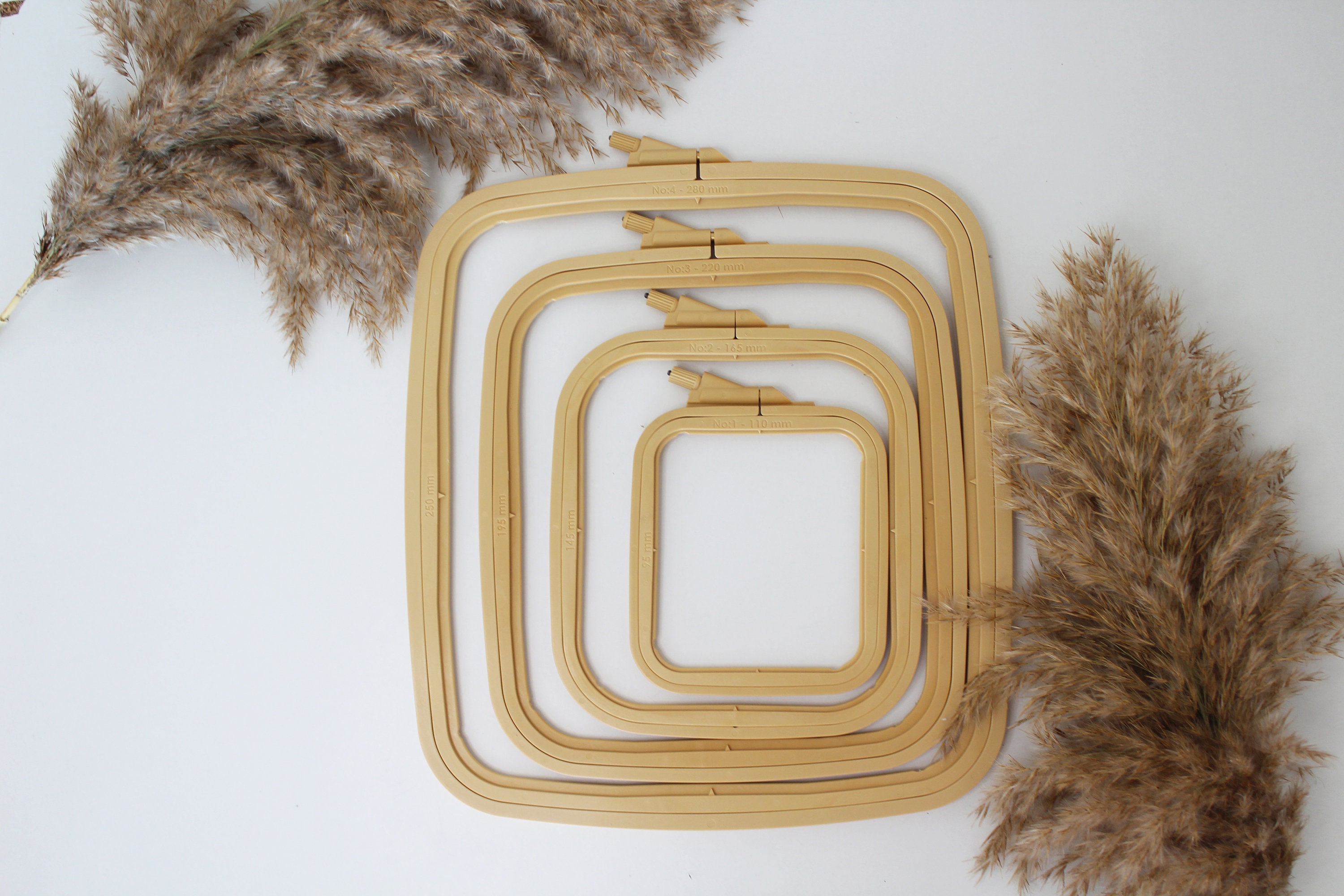Square Nurge Embroidery Hoop Frame, Plastic Hoop for Embroidery