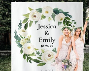 White Garland Wedding Decor, White Floral Backdrop Custom, Wedding Photo Booth Prop, Wedding Banner